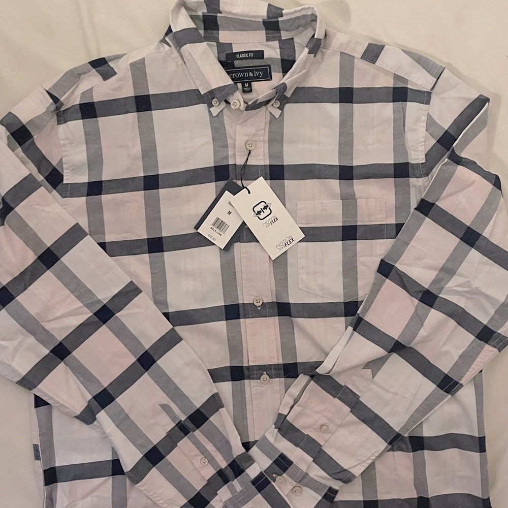 BRAND NEW/ With Tags / pale pink & navy Plaid button down ❣️